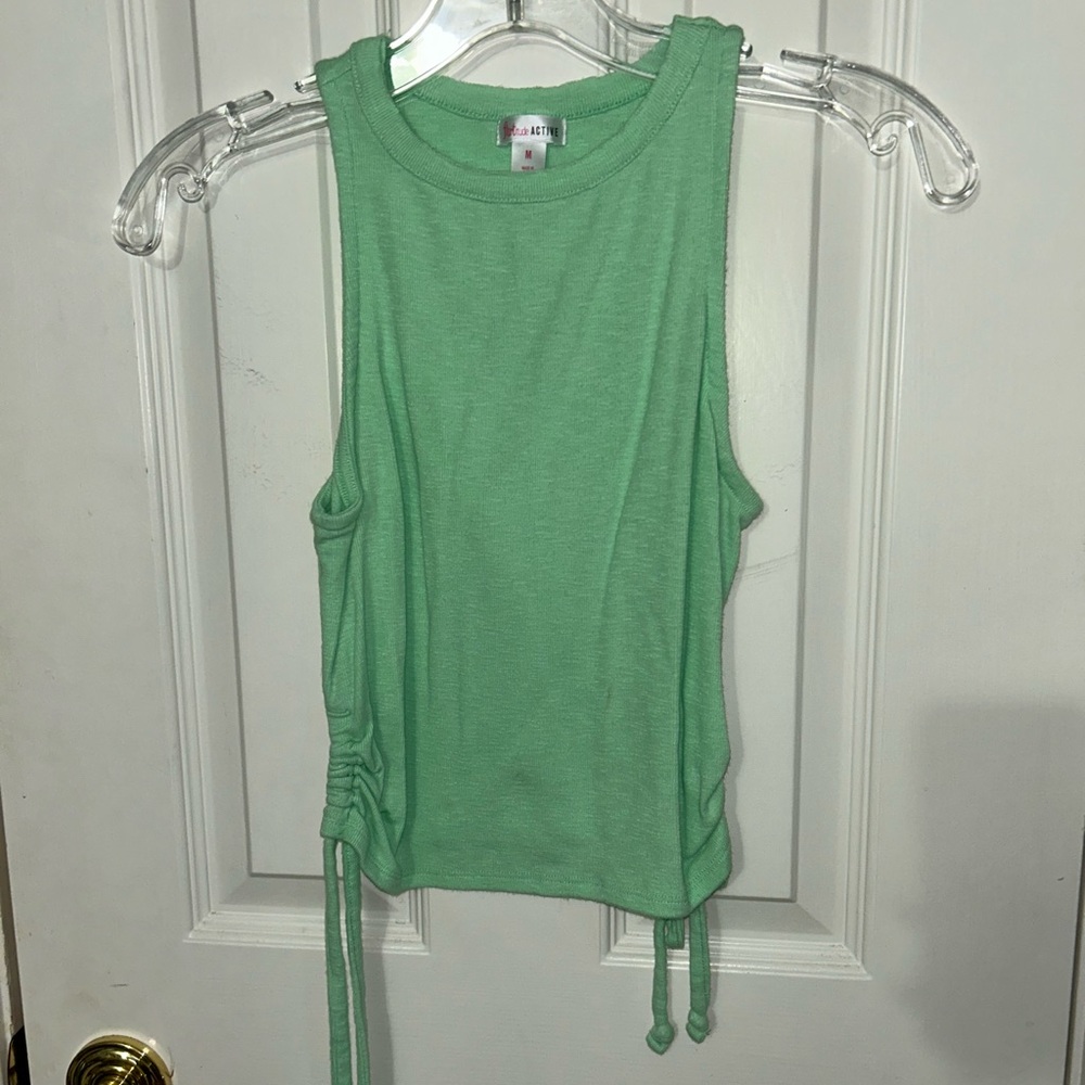 Green Sleeveless Crop Top